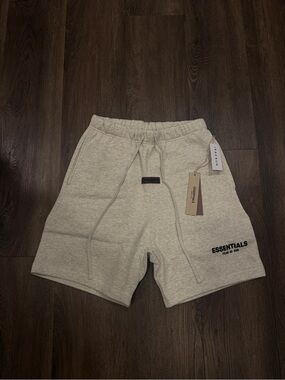 ESSENTIALS Light oatmeal shorts Drawstring Shorts